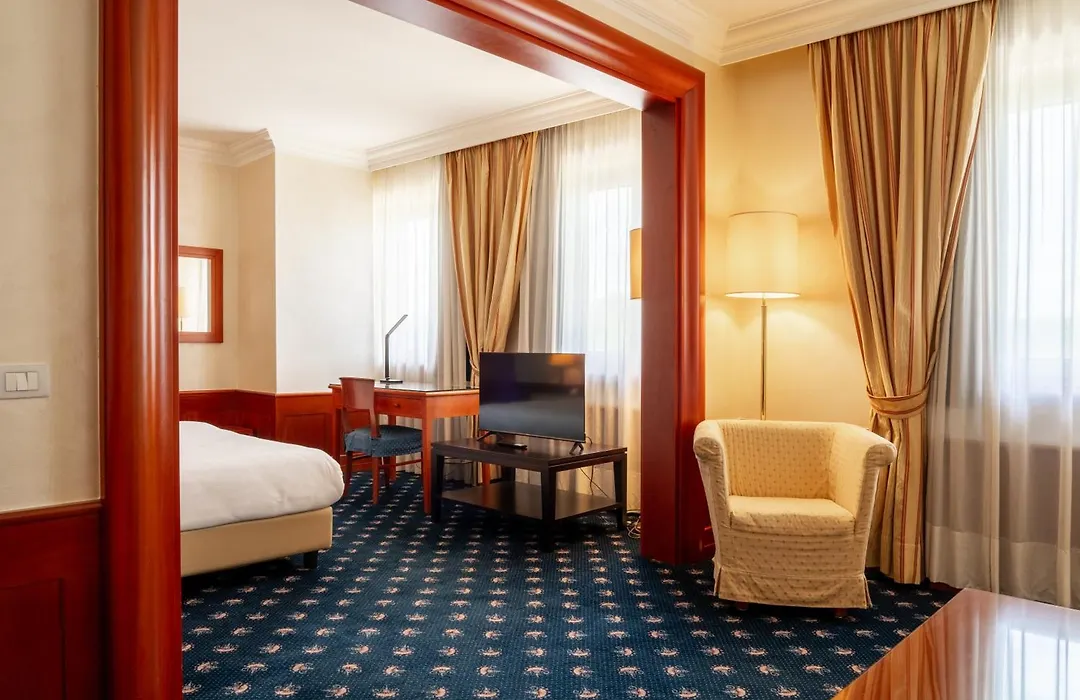 UNAHOTELS Golf Hotel Cavaglià-1
